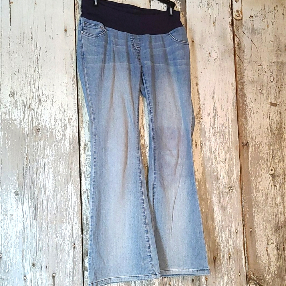 Maternity jeans small